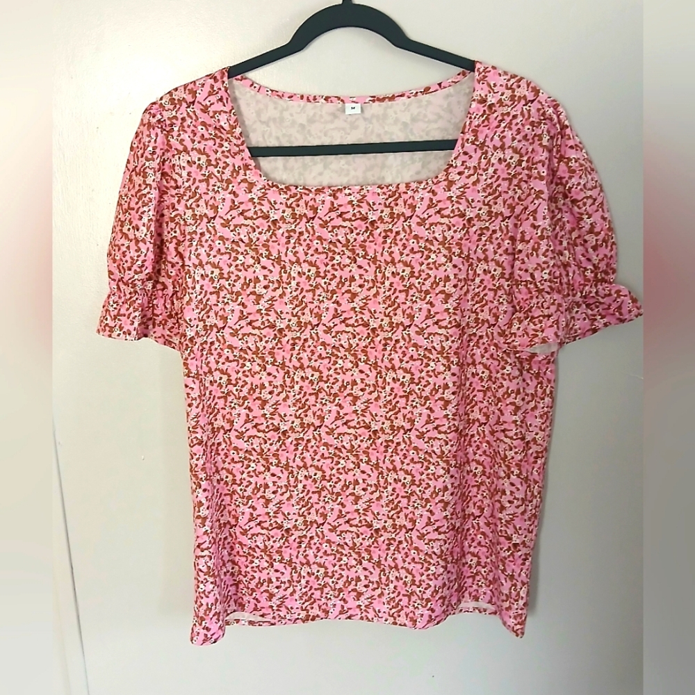 Med pink floral blouse elastic arms